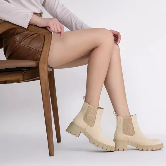 Athlefit Women's Chelsea Boots Fashion Lug Sole Chunky Heel Slip on Elastic - Picture 9 of 11